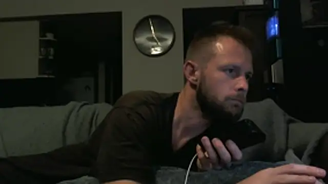 Snapshot of bjay1210 chatting on 07-14-26, 09:14 bjay1210 online show from 07-14-26, 09:14