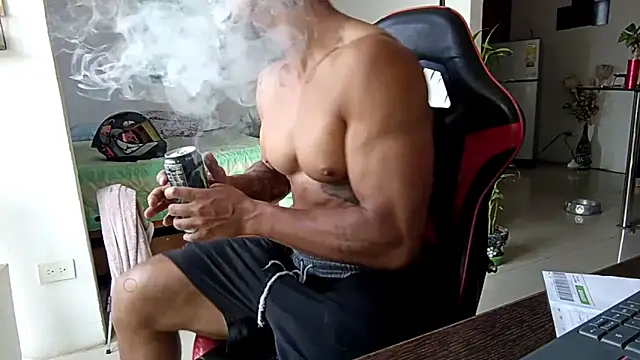 Adam Valenciia online show from 04-12-26, 04:23