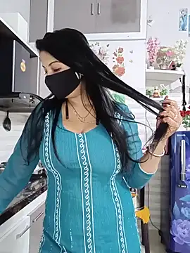 Best-Couple online show from 05-25-26, 02:28