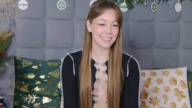 Snapshot of TheEmma chatting on 01-18-26, 10:30 TheEmma online show from 01-18-26, 10:30