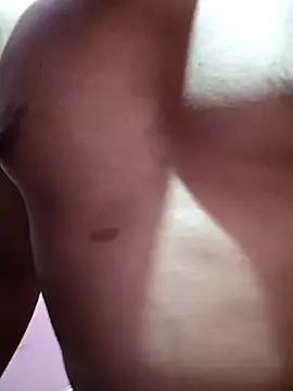 Snapshot of Whitehouse01 chatting on 02-03-25, 06:07 Whitehouse01 online show from 02-03-25, 06:07