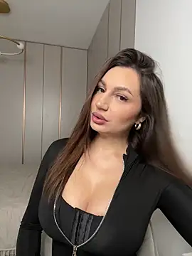 claraxjoyy online show from 11-10-25, 05:28