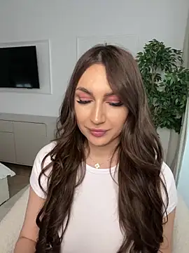 claraxjoyy online show from 04-23-26, 04:09