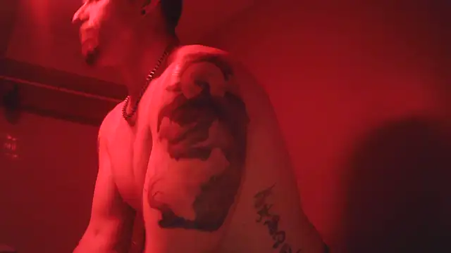 Snapshot of nickatnite1227 chatting on 01-12-26, 03:56 nickatnite1227 online show from 01-12-26, 03:56