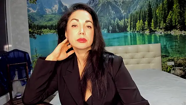 Snapshot of Monica_Weiss chatting on 02-01-25, 10:13 Monica Weiss online show from 02-01-25, 10:13