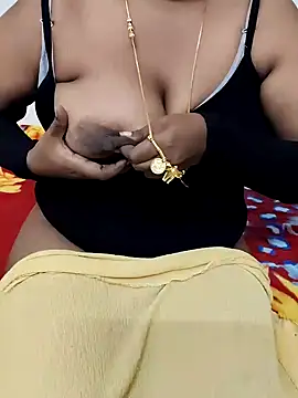 Snapshot of Rathi22 chatting on 01-09-25, 02:29 Rathi22 online show from 01-09-25, 02:29