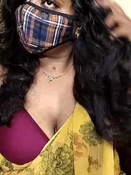 Snapshot of Rathi22 chatting on 09-14-25, 12:54 Rathi22 online show from 09-14-25, 12:54