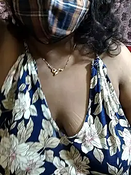 Snapshot of Rathi22 chatting on 09-14-25, 12:59 Rathi22 online show from 09-14-25, 12:59