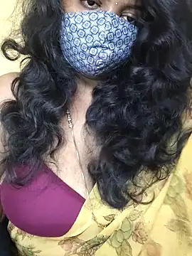 Snapshot of Rathi22 chatting on 09-21-25, 02:02 Rathi22 online show from 09-21-25, 02:02