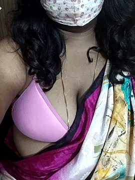 Snapshot of Rathi22 chatting on 11-08-25, 02:23 Rathi22 online show from 11-08-25, 02:23