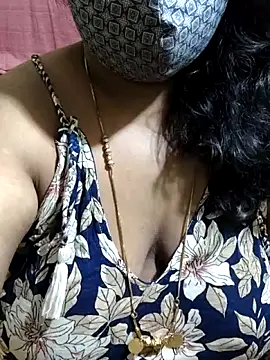 Snapshot of Rathi22 chatting on 11-10-25, 02:49 Rathi22 online show from 11-10-25, 02:49