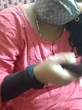 Snapshot of Rathi22 chatting on 11-11-25, 03:17 Rathi22 online show from 11-11-25, 03:17