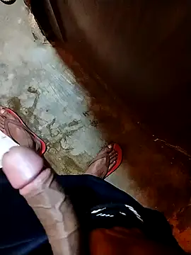 Snapshot of Kingxey chatting on 01-08-25, 05:48 Kingxey online show from 01-08-25, 05:48