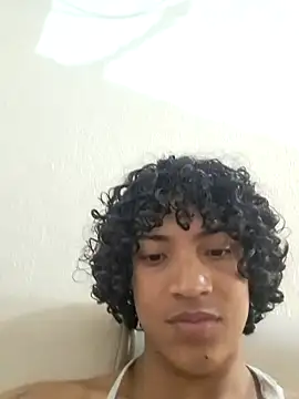 Snapshot of -Damian_Caliente- chatting on 01-10-25, 01:21 -Damian Caliente- online show from 01-10-25, 01:21