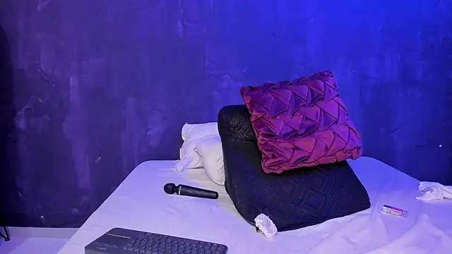 lee Powder online show from 02-04-25, 05:01