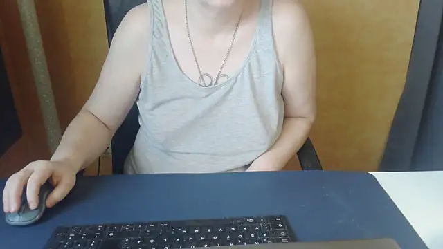 Sweet Phoenix online show from 02-12-26, 08:42