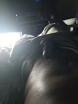 Snapshot of dominatingblacklove chatting on 11-18-25, 09:58 dominatingblacklove online show from 11-18-25, 09:58