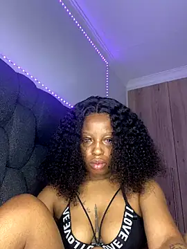 Thando04 online show from 10-18-25, 06:19