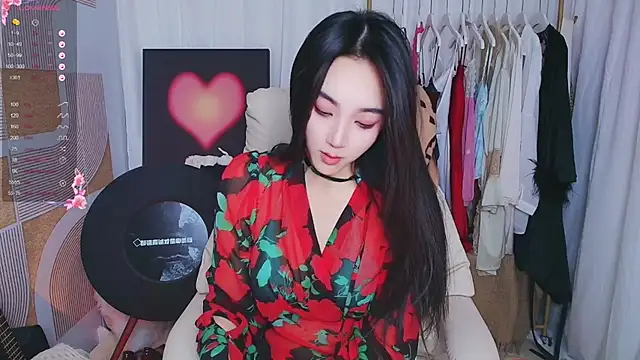 xiaotiantian-76 online show from 11-17-25, 02:28