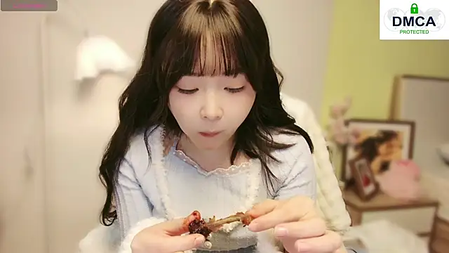 Chenjing0 online show from 01-24-25, 09:28