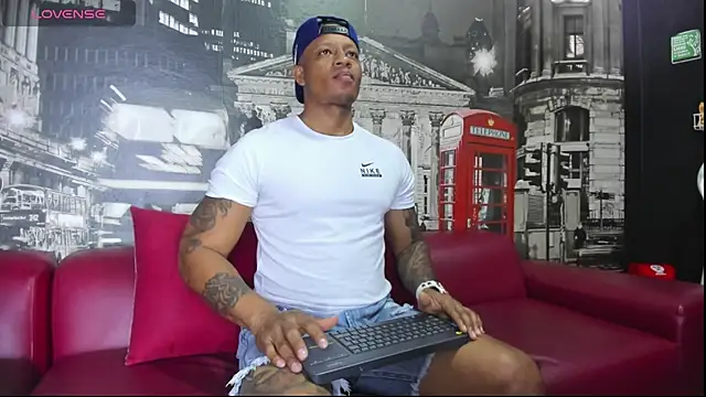 Snapshot of Josep_Ston chatting on 02-20-26, 01:55 Josep Ston online show from 02-20-26, 01:55