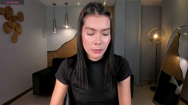 NiaSalvatore online show from 02-06-26, 03:22