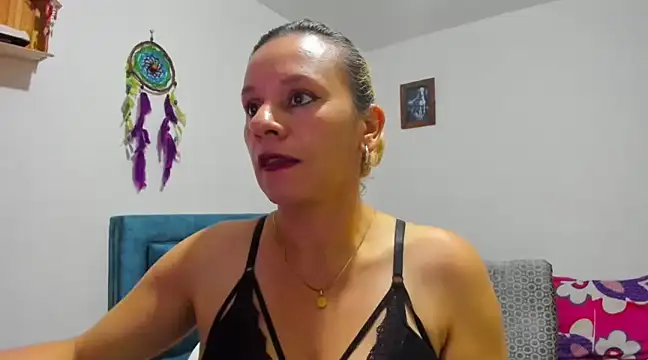 sofi saliva2511 online show from 02-07-25, 05:51