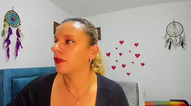 sofi saliva2511 online show from 02-19-25, 06:43