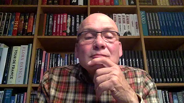 Parleg2 online show from 10-05-25, 04:38