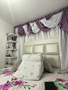 verosantana15 online show from 07-18-26, 01:10