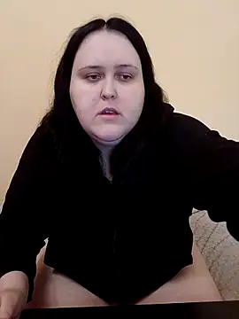 Snapshot of Masha_meow chatting on 10-10-25, 06:01 Masha meow online show from 10-10-25, 06:01