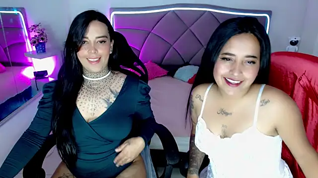 Carolaine01 online show from 12-20-25, 02:24