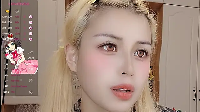 Lucky-xiuxiu online show from 03-12-25, 03:57