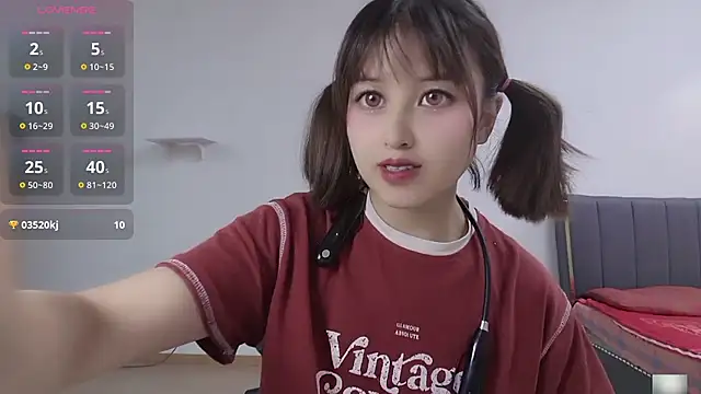 Lucky-xiuxiu online show from 09-11-25, 05:07