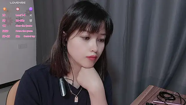 Lucky-xiuxiu online show from 10-16-25, 04:19