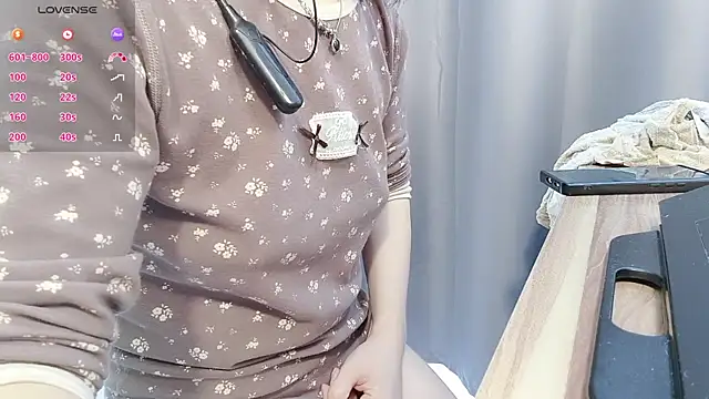 Lucky-xiuxiu online show from 11-21-25, 07:07