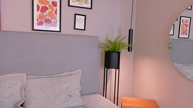 AbieHills online show from 02-21-26, 11:44