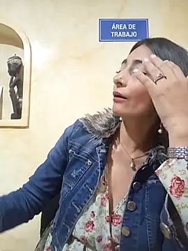 BELLA--26 online show from 03-14-25, 08:38