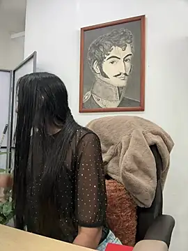 BELLA--26 online show from 01-12-26, 02:11