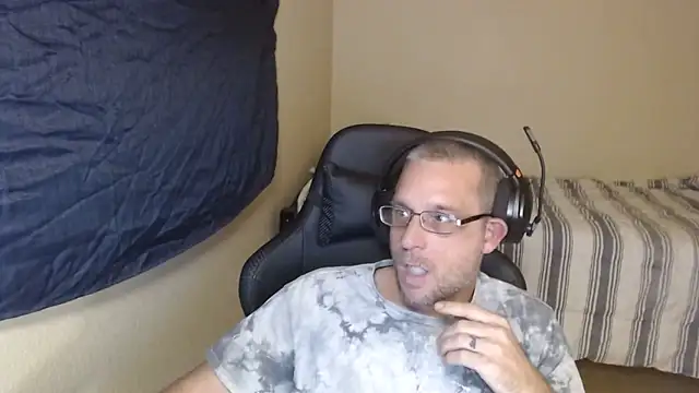 Dubesnackes online show from 11-13-25, 12:09