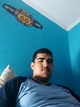 Snapshot of Elrep_tile chatting on 02-14-25, 04:04 Elrep tile online show from 02-14-25, 04:04