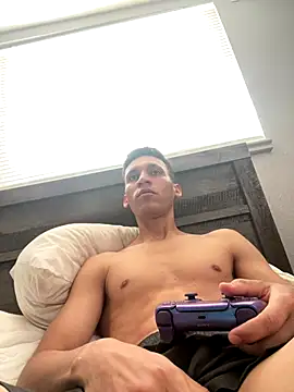 Snapshot of leisurelycriminal chatting on 10-04-25, 07:56 leisurelycriminal online show from 10-04-25, 07:56