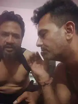 Snapshot of MAGNETICDADDY8 chatting on 10-07-25, 06:49 MAGNETICDADDY8 online show from 10-07-25, 06:49