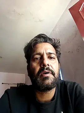 Snapshot of MAGNETICDADDY8 chatting on 11-28-25, 08:06 MAGNETICDADDY8 online show from 11-28-25, 08:06