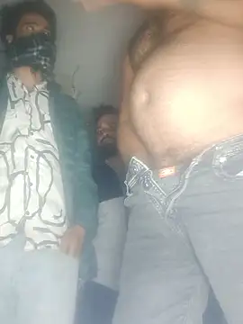 Snapshot of MAGNETICDADDY8 chatting on 01-10-26, 12:07 MAGNETICDADDY8 online show from 01-10-26, 12:07