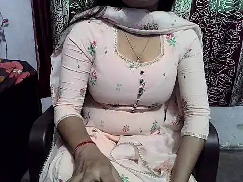 SIYA MAVI online show from 03-31-26, 04:02