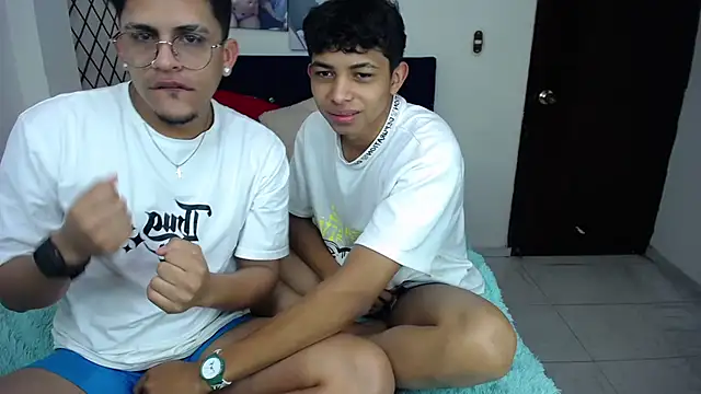 twinkmilk  online show from 02-11-25, 11:54