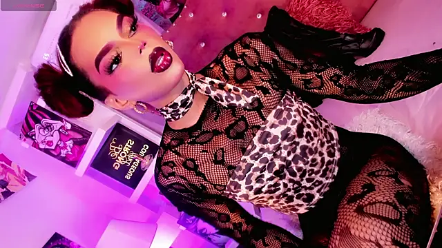 Snapshot of Diva_Smith02 chatting on 07-12-26, 11:12 Diva Smith02 online show from 07-12-26, 11:12