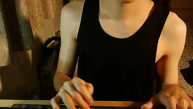 Snapshot of KYU890428 chatting on 11-22-25, 06:07 KYU890428 online show from 11-22-25, 06:07