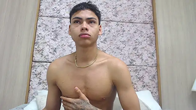 adam piarse01 online show from 02-13-26, 01:51